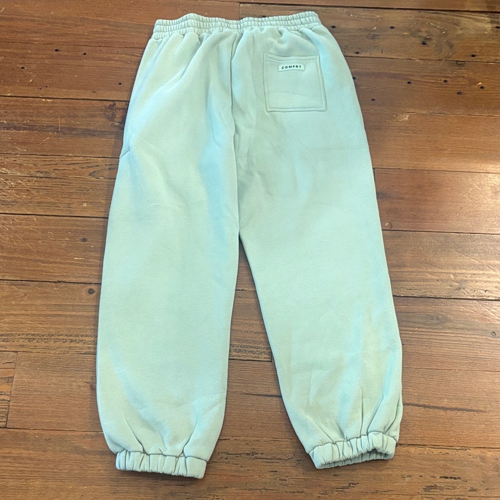 Comfrt Green Joggers - Picture 4 of 5